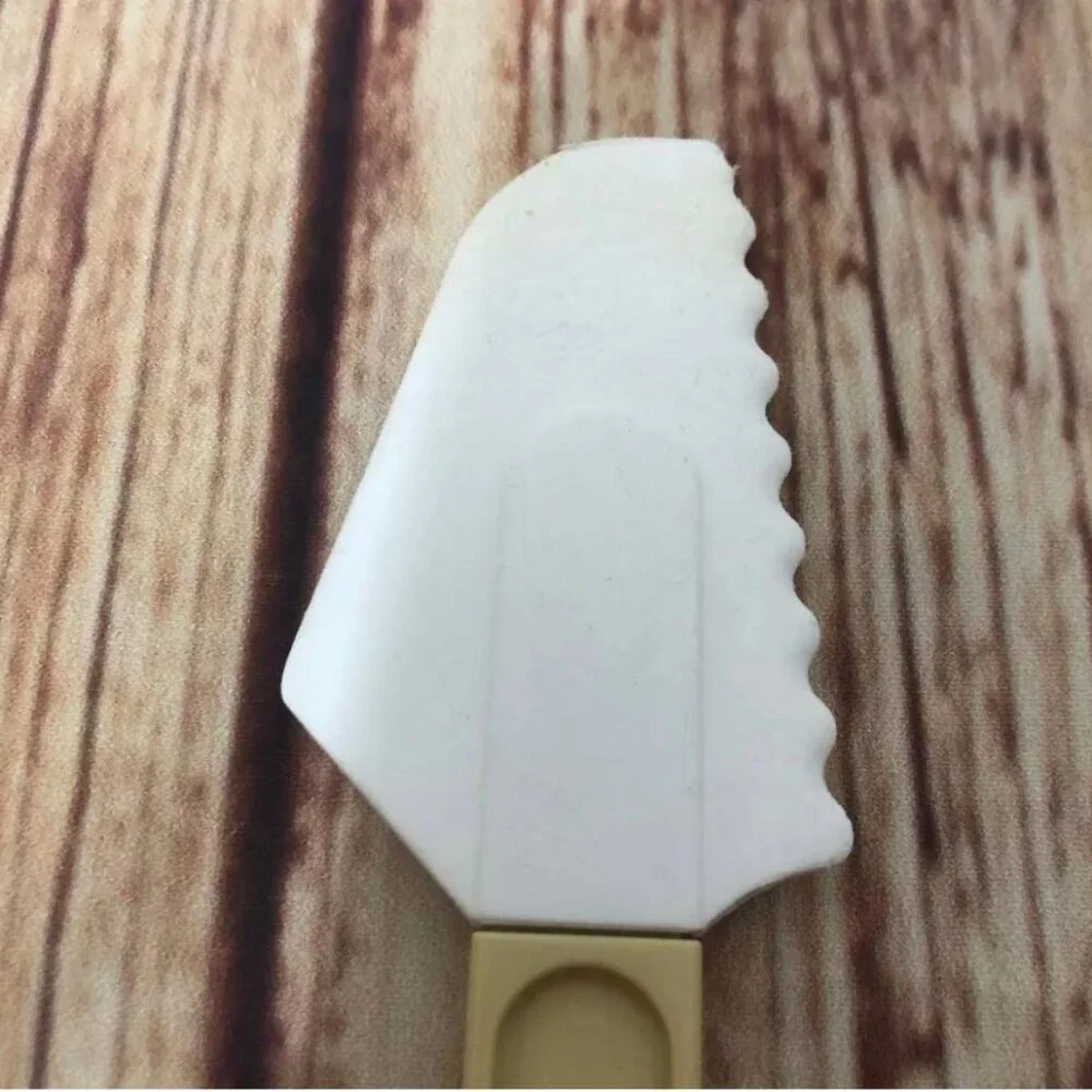 Tupperware Serrated Spreader Spatula Vintage 1775